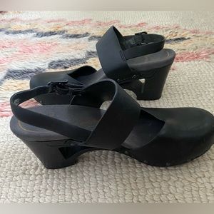 Dansko | Thea | Leather Mary Jane, Sling Back Clog | Black | Size 37/7